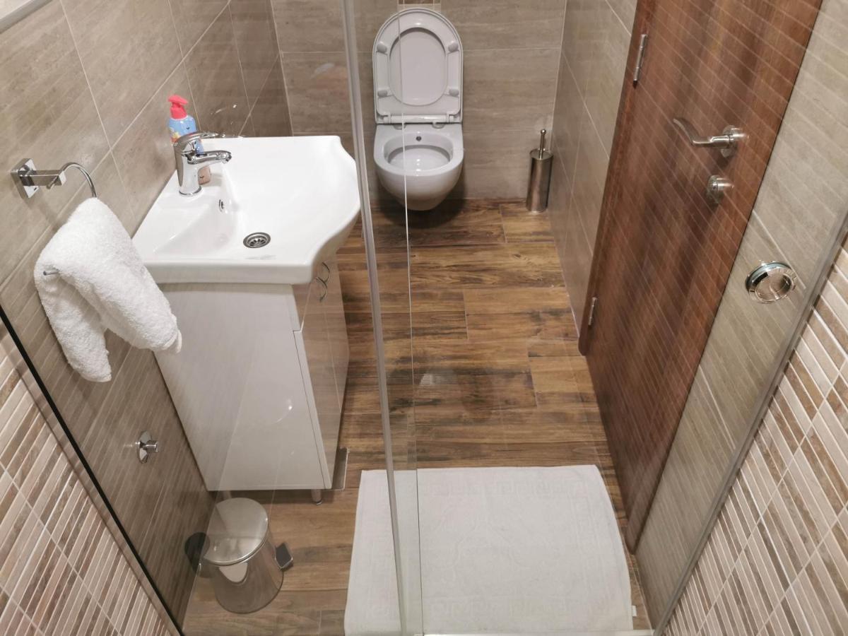 Sobe I Apartmani Casa Mia Pecinci Dış mekan fotoğraf