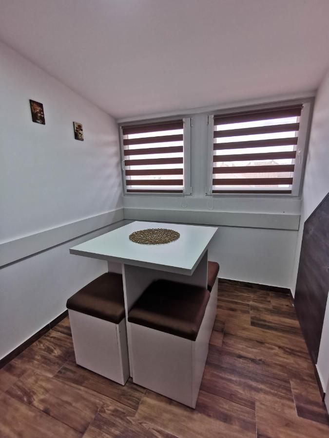 Sobe I Apartmani Casa Mia Pecinci Dış mekan fotoğraf
